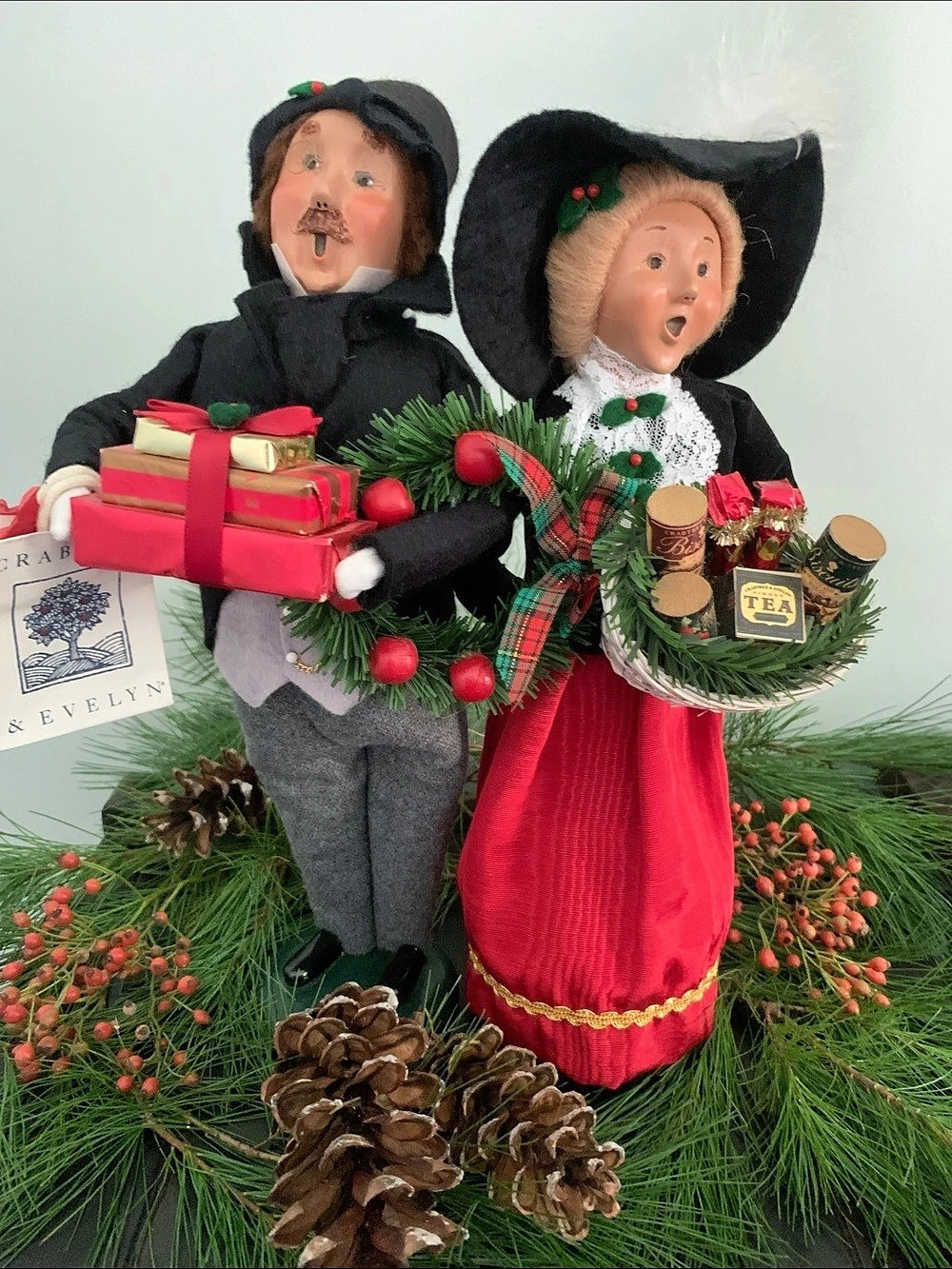 Cranberry & Evelyn Shoppers